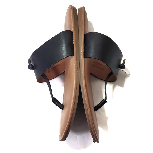 A New Day | Black Thong Sandals - Picture 4 of 10